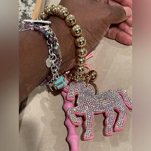 HANDMADE Unique Wristlet Keychain - Picture 2 of 6